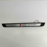 Ornament Prag Dreapta Față Audi A3 Limousine 8YS 2022, OEM 8Y0947417B