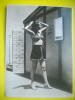 HOPCT 545 L - FOTOGRAFIE VECHE-D= 18 / 13 CM -MODA LA PLAJA -MODA IN LUME-SUA -1947-FOTO NEW YORK TIMES PHOTOS 1947