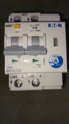 INTRERUPTOR AUT. DIFERENTIAL RCBO DETECTIE ARC ELECTRIC AFDD-16/2/C/003 EATON foto