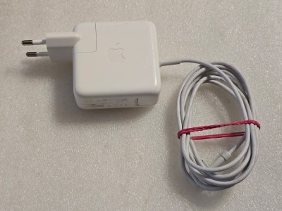 Incarcator Apple MagSafe 2, Model A1436, 45W 14.85V 3.05A - poze reale foto