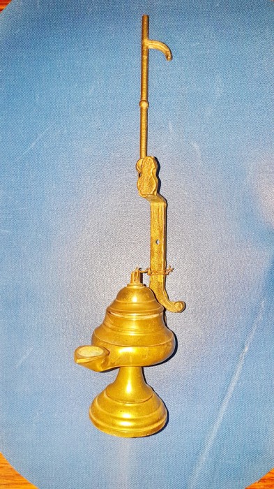 E246-OPAIT-Aromar-Tamaietor vechi alama masiva bronz stare buna. De pus tamaie sau diverse arome