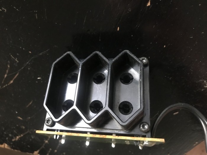 outlet iesire 220v