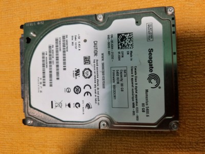 Hard 80GB Dell Latitude E5400 SATA 3 foto