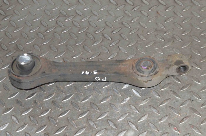 Braț drept dreapta față CHRYSLER 300 C LX 2007 OEM: Sedan | 13814759