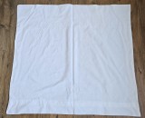 FATA DE PERNA VINTAGE DIN BUMBAC ALB CU MODEL BRODERIE MECANIZATA