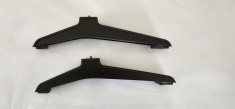 PICIOR TELEVIZOR SHARP , 2 BUCATI NOI , NEFOLOSITE .