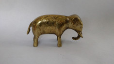 Elefant, statueta,turnata in bronz sau alama foto