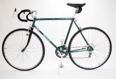 Bicicleta semicursiera vintage recondi?ionata foto