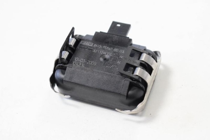 Senzor de ploaie JAGUAR XF X250 2009 OEM: 8X23-17D547-BD 10039440