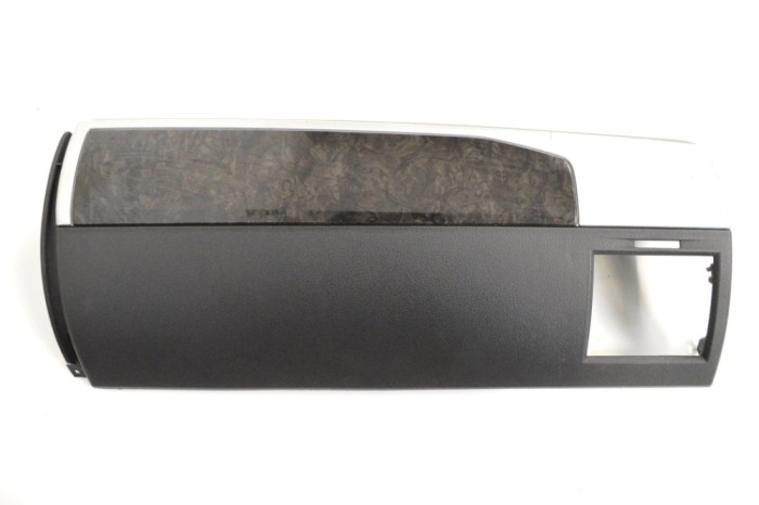 nerasta CHRYSLER GRAND VOYAGER V RT 2011 OEM: L0140398 12743747