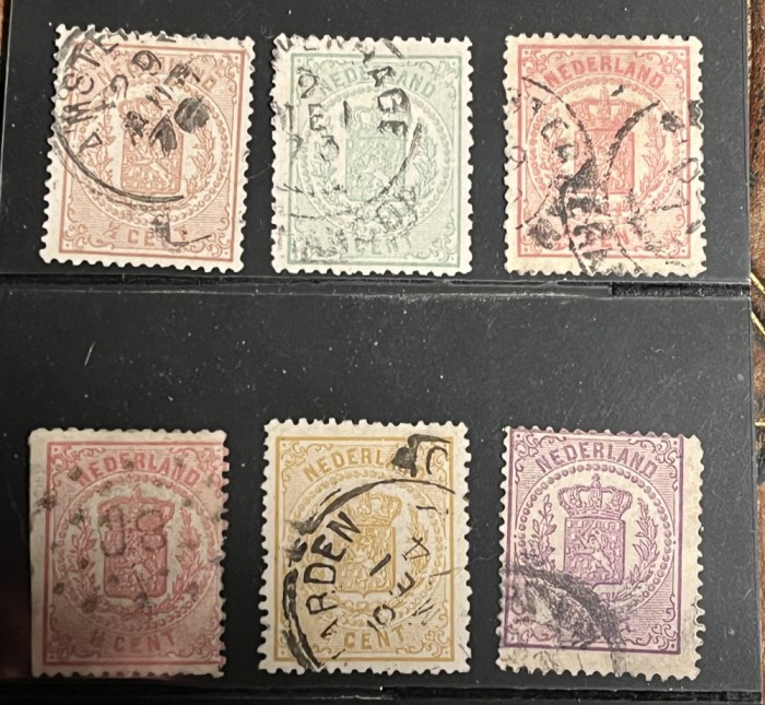 Olanda -1869-Coat of Arms perf.13 1/2 cota 245 Eur