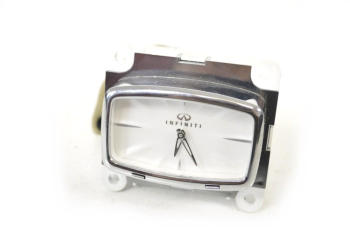 Ceas interior INFINITI M30 2012 OEM: 0731 13746294
