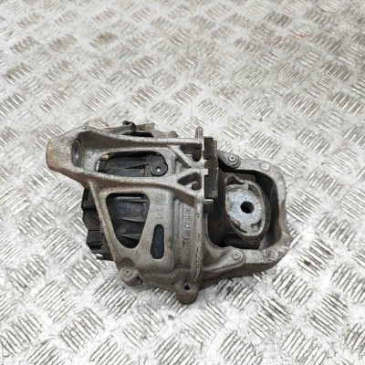 Suport motor dreapta AUDI Q7 4M 2016 OEM: 4M0199372C 25830117 foto