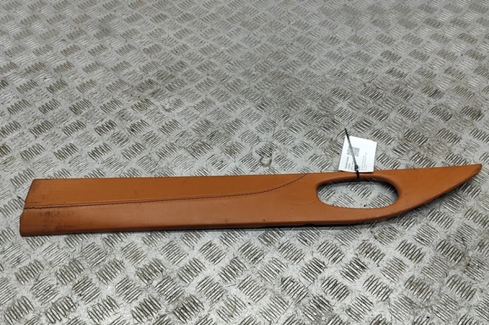 Ornament consola centrală ASTON MARTIN DB11 2022 OEM: HY53-045C27-AC 25930716