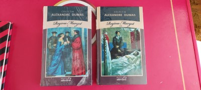 Regina Margot VOLUMUL 1 SI 2 - SIGILATE IN TIPLA . Alexandre Dumas foto