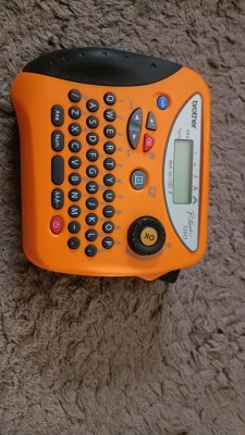 Aparat de etichetat BROTHER P-TOUCH PT-1260 foto