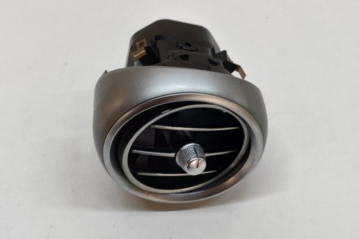 Gura de ventilație planșa de bord MERCEDES-BENZ C Coupe C205 2017 OEM: A2058304300 | 32030548
