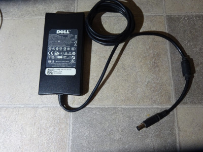 Alimentator /incarcator laptop Dell 19,5v / 4,62A FA90PE1-00 foto