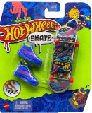 Set mini placa skateboard cu pantofi, Hot Wheels, HNG44