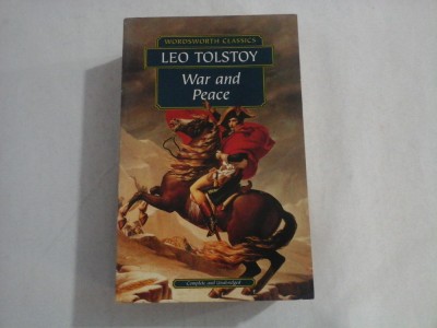WAR AND PEACE - LEO TOLSTOY foto