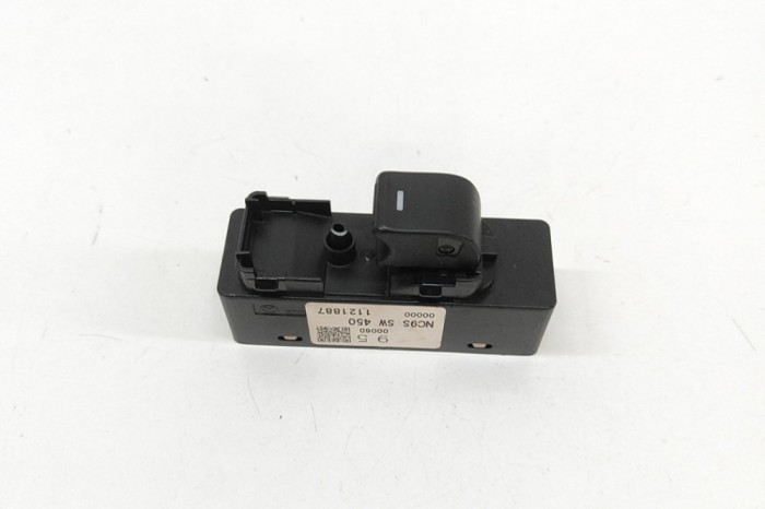 Buton geam ușă st&acirc;nga față MAZDA MX-5 IV ND 2022 OEM: NC9S-SW-450,NA5J-66-370B | 32052832