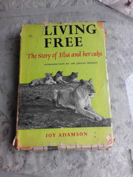 LIVING FREE, THE STORY OF ELSA AND HERCUBS - JOY ADAMSON (CARTE IN LIMBA ENGLEZA)