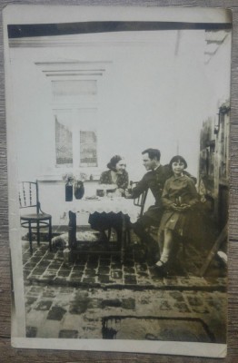 Soldat la masa// foto Bucuresti, 1931 foto