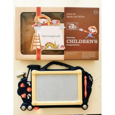 Tabla magnetica de scris, cu creion, 3 stampile incluse, model trenulet