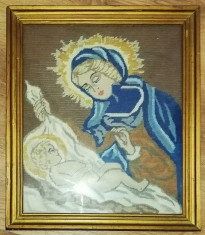 Tablou Goblen Vechi cusut manual Fecioara Maria cu Pruncul Isus 35x40 cm foto