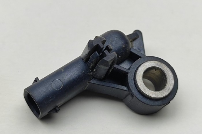 Senzor de impact st&acirc;nga față VW CADDY IV Furgon SAA, SAH 2019 OEM: 1S0959351 | 30479819