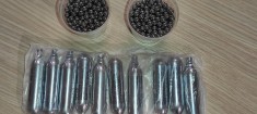 1.000 BILE OTEL PT PISTOL AIRSOFT + 10 BUTELII FIOLE UMAREX foto