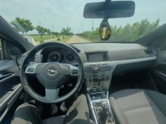 Vand Opel Astra h GTC 2.0 200cp