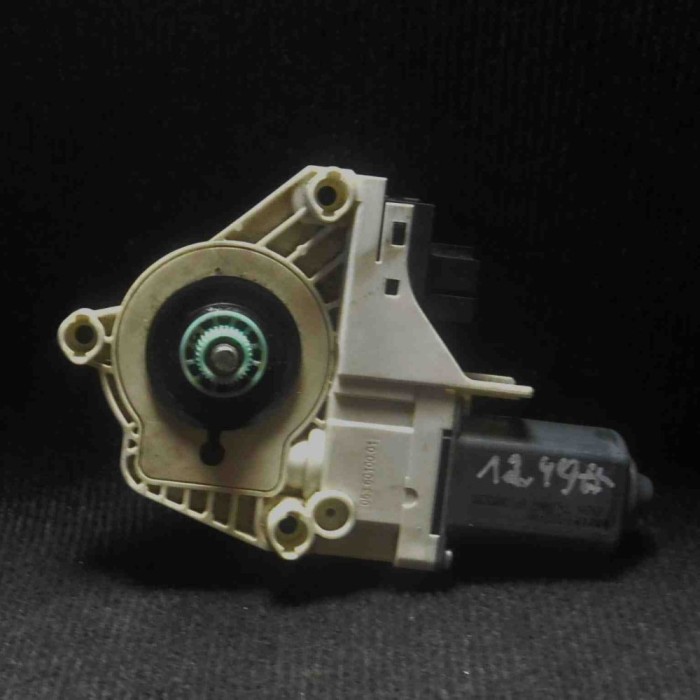 Motor macara geam ușă dreapta față AUDI A6 Avant 4F5, C6 2005 OEM: 4E0959802B 1291683