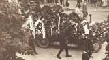 FOTO TIP C.P.INTERBELICA/,,FOTO-REGAL M.PANDELESCU&quot;R.VALCEA / CORTEGIU FUNERAR