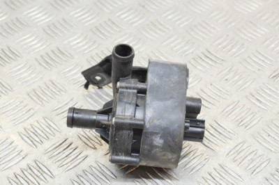 Pompa de apa auxiliara TESLA MODEL S 2017 OEM: 1057235-00-F 13584586 foto