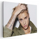 Tablou afis Justin Bieber cantaret 2339 Tablou canvas pe panza CU RAMA 80x120 cm