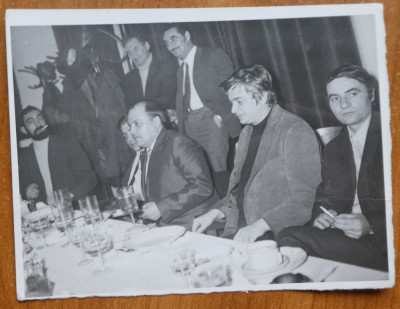 Fotografie originala din perioada comunista, Nichita Stanescu, Grigore Hagiu, C-tin Chirita, M. Iorgulescu foto