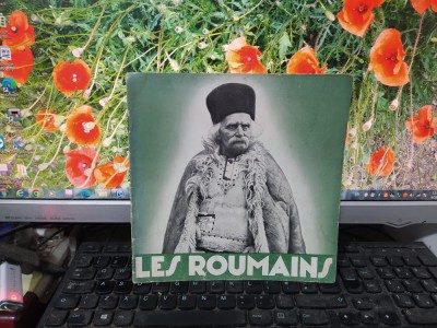 Les Roumains album, text Octavian Goga, Scrisul Rom&amp;acirc;nesc Craiova Buc. c 1938 190 foto