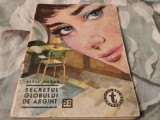 Secretul globului de argint