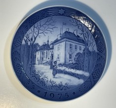 Farfurie portelan danez ROYAL COPENHAGEN, anul 1975, Santinela (1)
