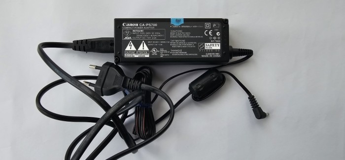INCARCATOR CANON CA-PS700 LA 7,4 V -2 A
