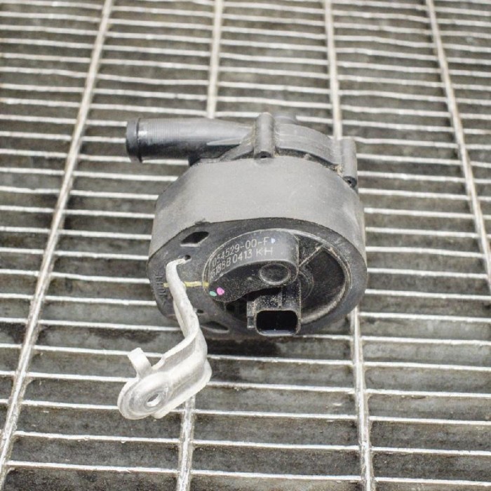 Pompa de apa auxiliara TESLA MODEL X 2016 OEM: 1054529-00-F 10042758