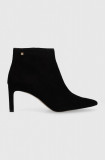 BOSS cizme din piele intoarsa Janet Bootie 70-S femei, culoarea negru, cu toc cui, 50498739