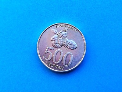 500 Rupiah 2003 Indonesia-AUNC-luciu de batere foto