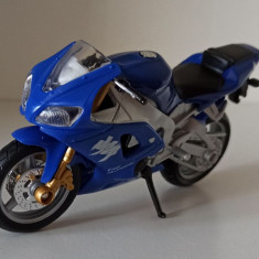 Macheta motocicleta Yamaha YZF-R1 1999 - Welly 1/18