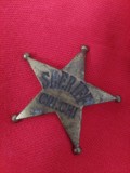Jucarie veche RARA,insigna SHERIFF CHI,CHI,Insigna veche metalica de colectie