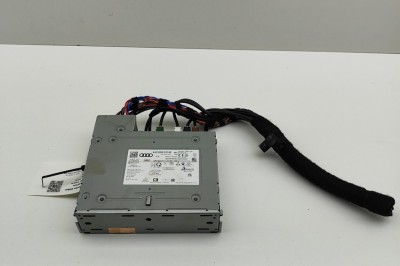 Unitate radio CD navigație AUDI E-TRON GT 2023 OEM: 4J3035070B,4J3035070 31457078 foto