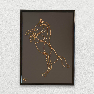 Tablou Dresura, sculptura din fir continuu de sarma placata cu aur, 21&amp;times;30 cm foto