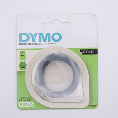 Rezerva banda aparat etichetare DYMO embossing label 9 mm x 3 m original sigilat