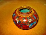 A953-Vaza mica Cloisonne veche anii 1900 bronz emailat.